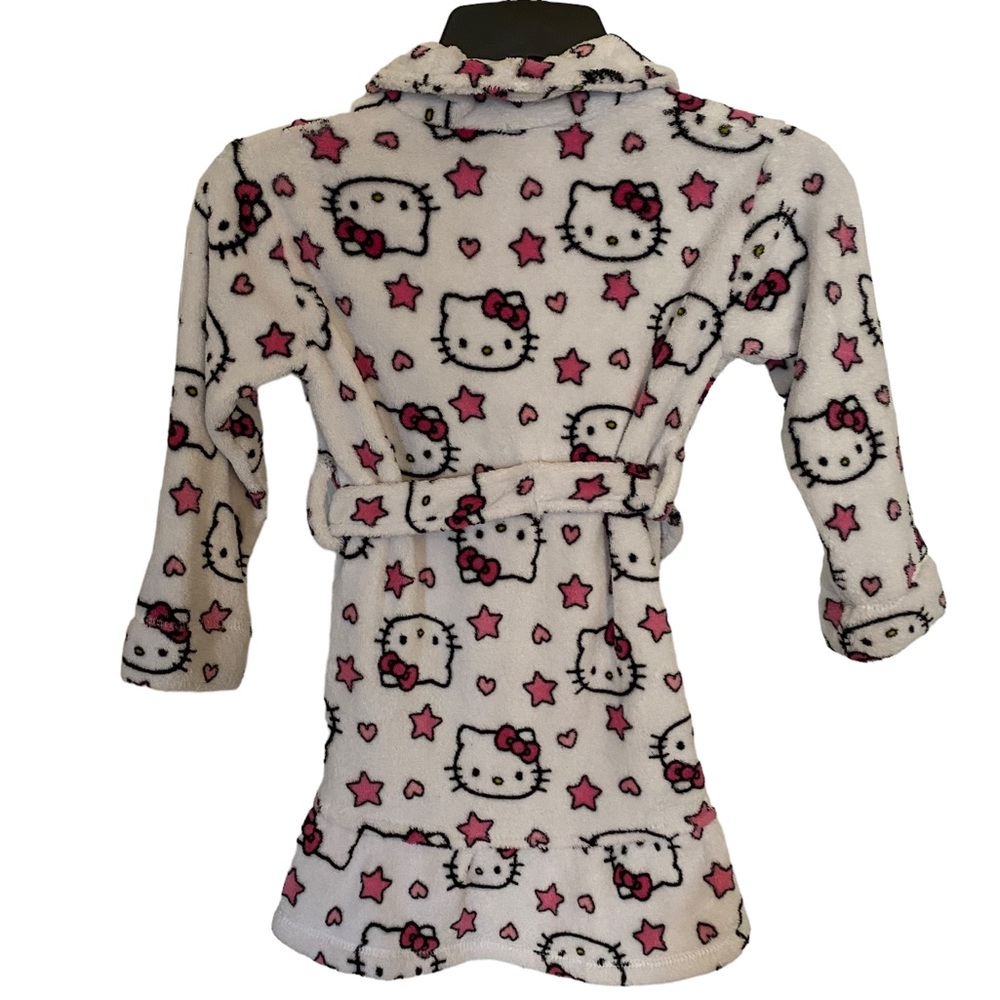 Hello Kitty Robe Size 4T - Picture 2 of 6